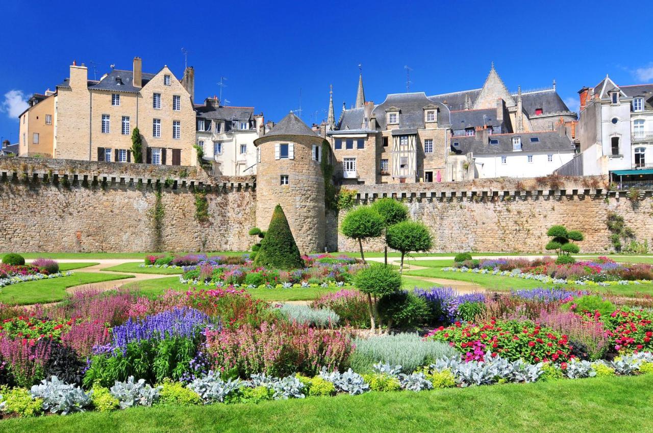 Studio Bis 32M2 Au Calme Situe Au Centre De Vannes Exteriér fotografie